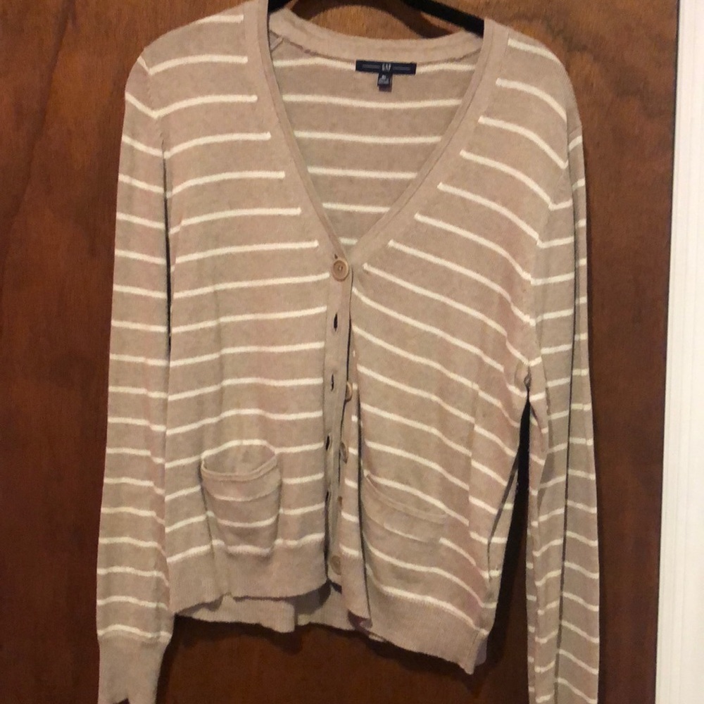 Gap cardigan